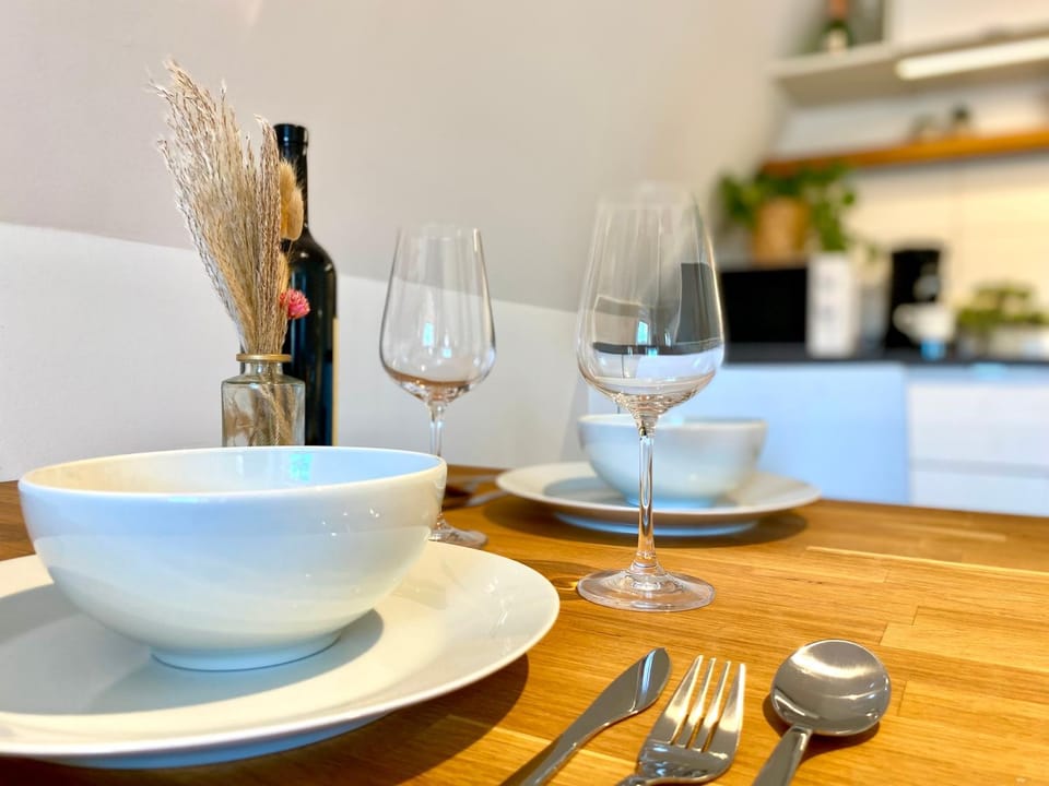 Food and drinks, Dining area, Food, Drinks