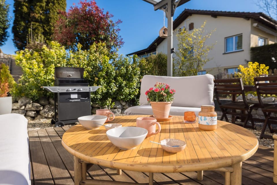 Patio, BBQ facilities, Garden, Dining area, Garden view