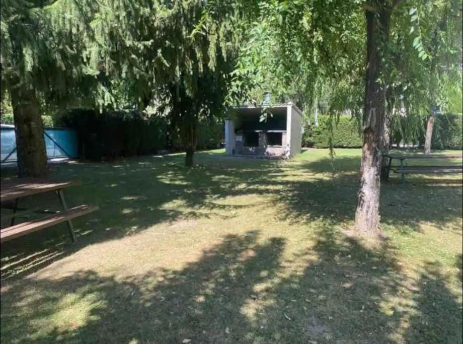 BBQ facilities, Garden