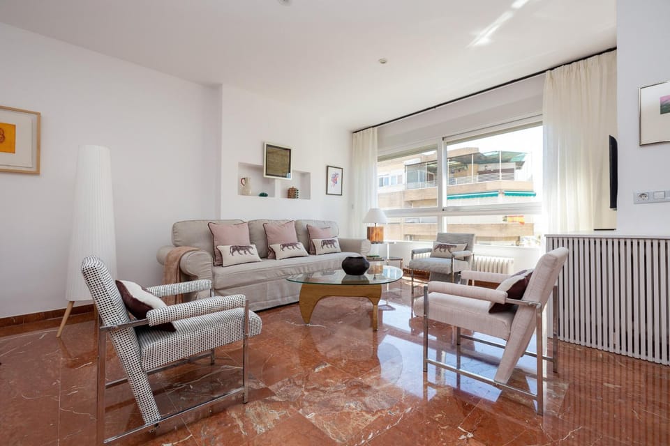 ChezmoiHomes Gran Via Cathedral Apartment in Granada