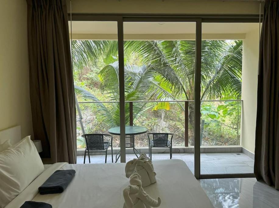 Great value! Convenient studio near Kamala beach Apartment in Kamala