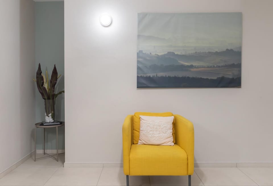 Living room, Decorative detail, Seating area