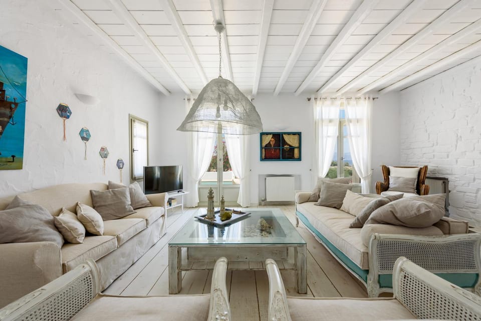 Communal lounge/ TV room, Seating area