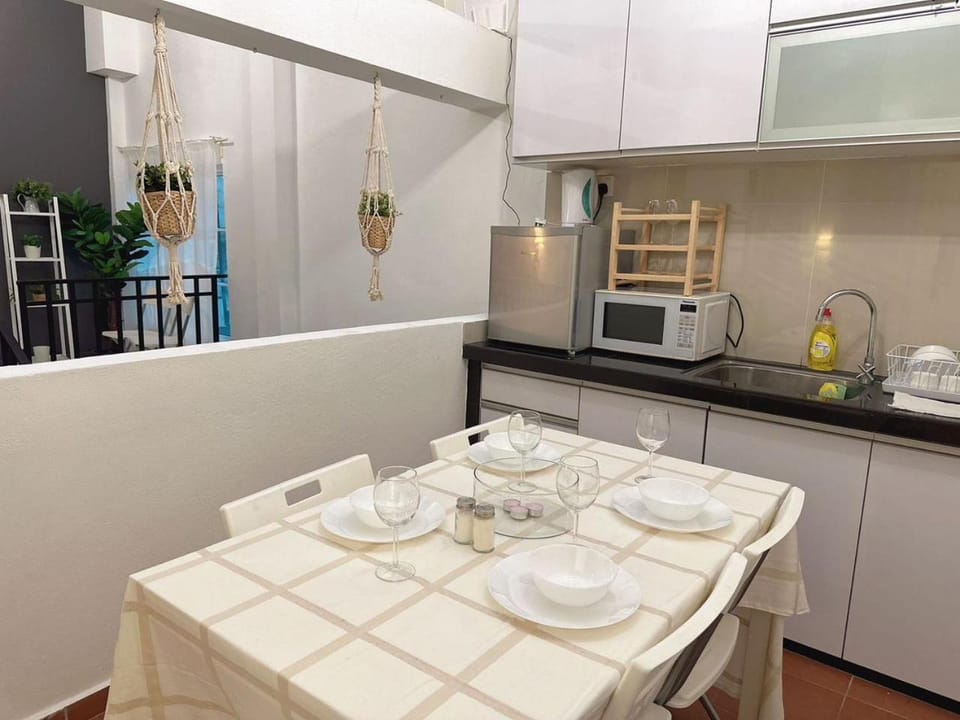 Sky Family Suit Apartment in George Town