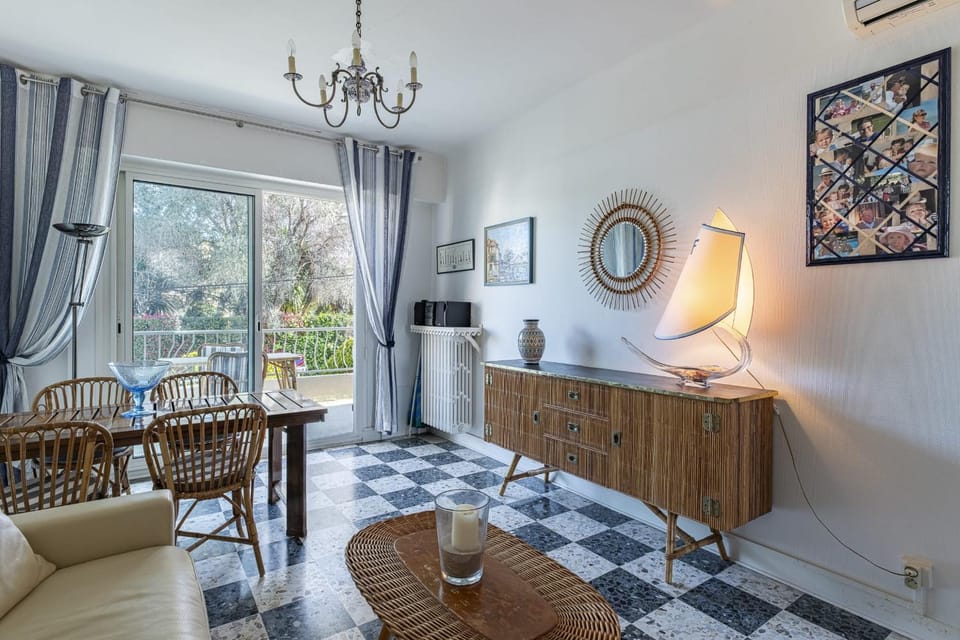 In the heart of the Cap d'Antibes lovely flat Apartment in Antibes