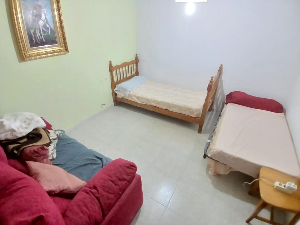Property building, Bed, Photo of the whole room, Bedroom