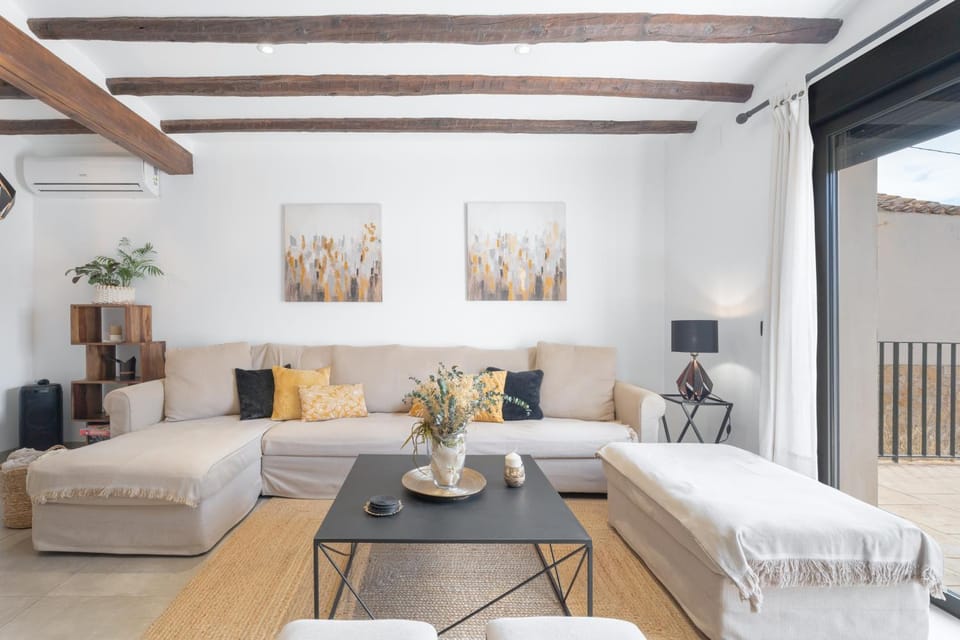 Property building, Living room