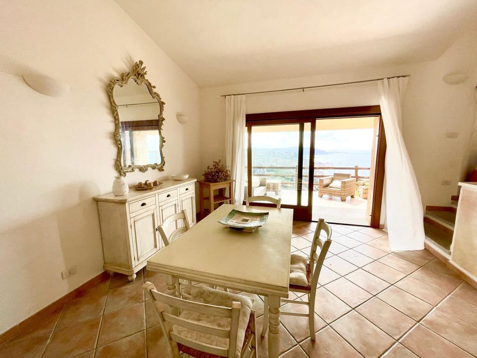 Living room, Sea view