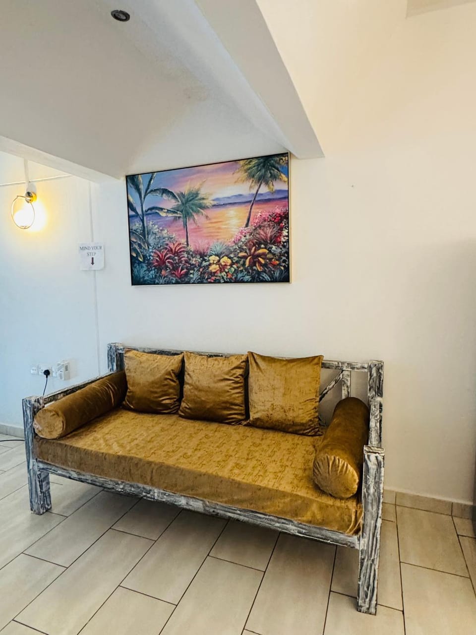 Bahari Studio Beach Front Apartment. Apartment in Diani Beach