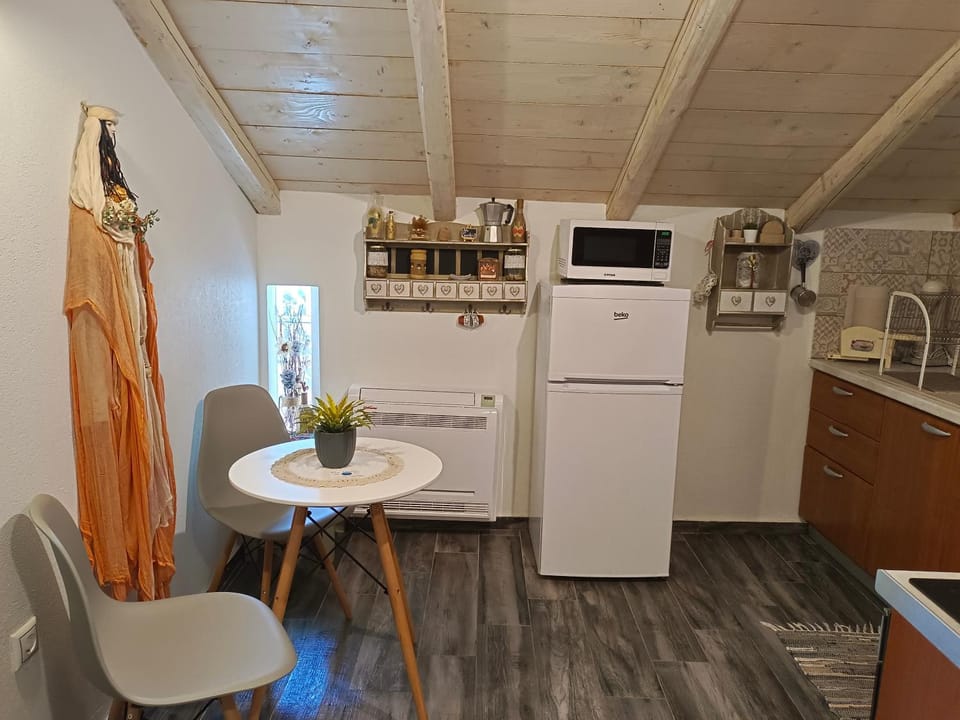 Studios Yalos Apartment in Magnesia Prefecture, Greece