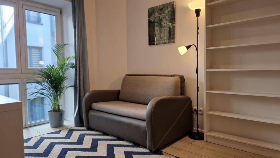 Seating area, Bedroom