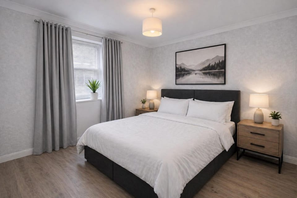Bh2Beach House,4mins to the beach, centrally located, group stays Villa in Bournemouth