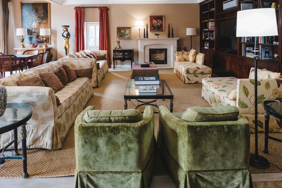 Communal lounge/ TV room, Game Room, Living room, fireplace