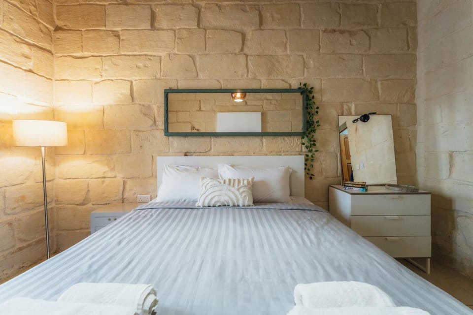 Suite 3 at Palazzo Seraphim Boutique living in St Julians Bed and Breakfast in Saint Julians