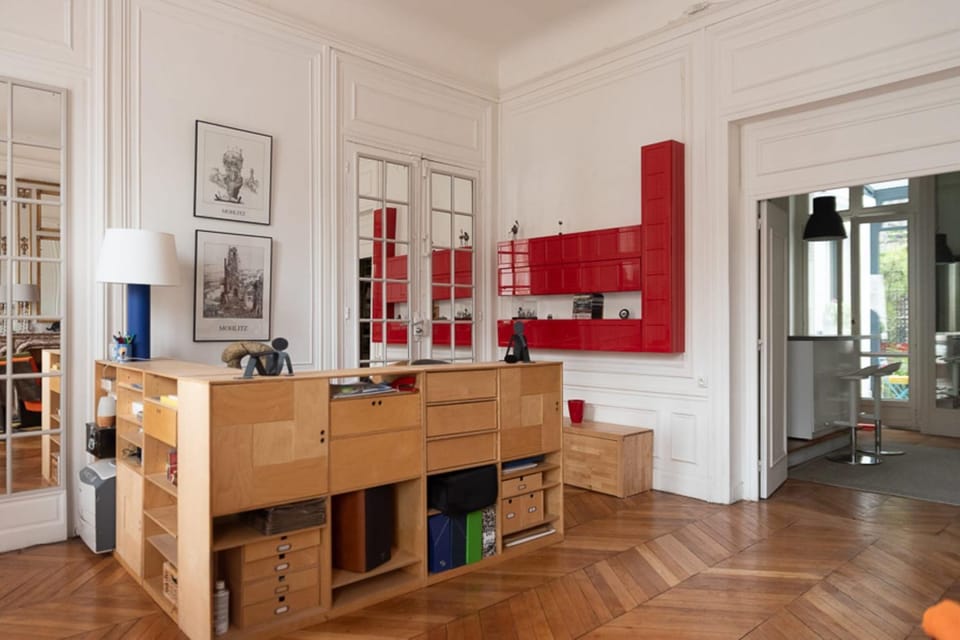 Spacious nest with terrace near Batignolles Apartment in Levallois-Perret