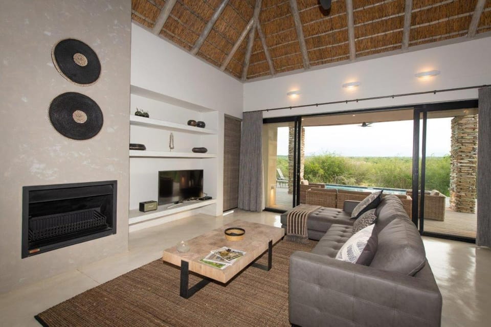 Villa Zazu Villa in South Africa