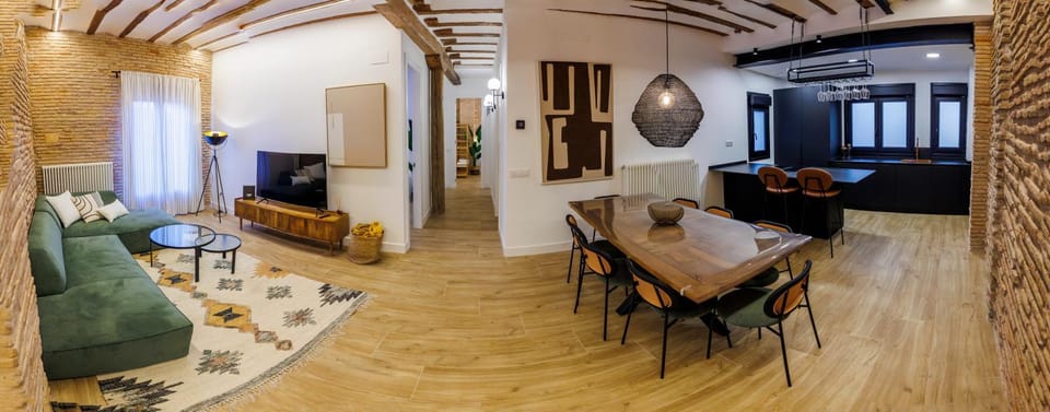 Living room, Lounge or bar