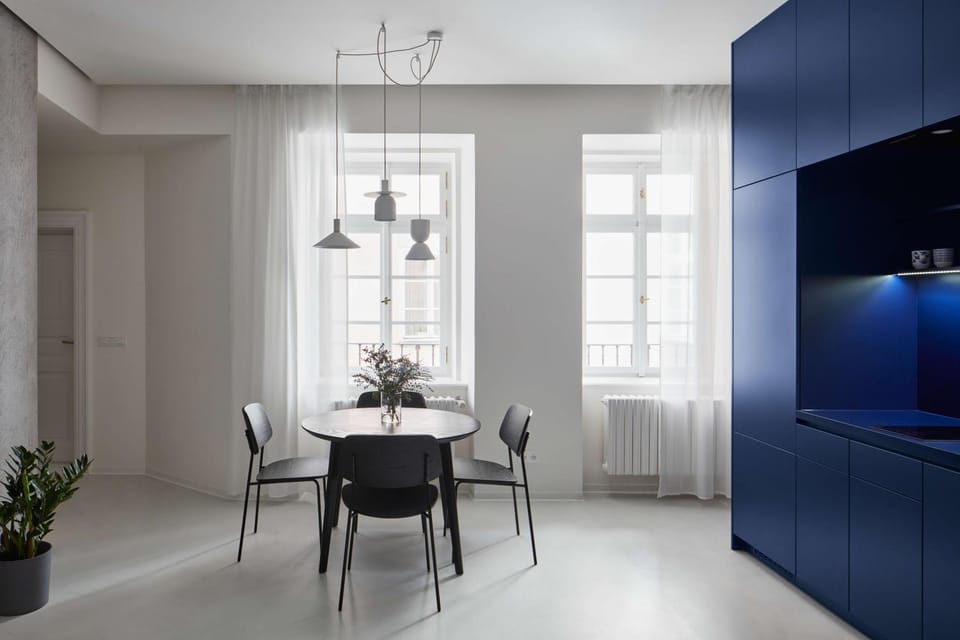 Kitchen or kitchenette, Seating area, Dining area