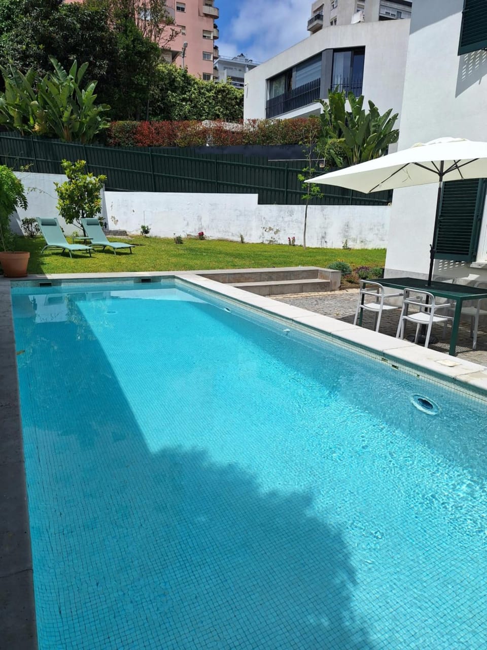 Pool view, Swimming pool, sunbed