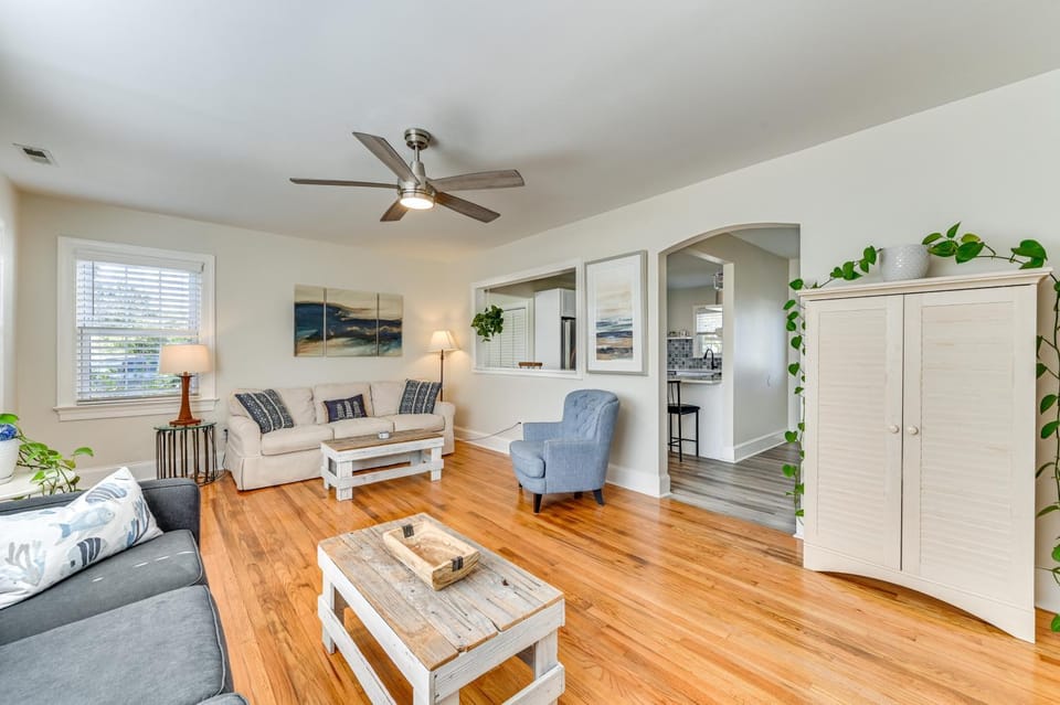 New Bern House w/ Gas Grill Near Neuse River! House in New Bern