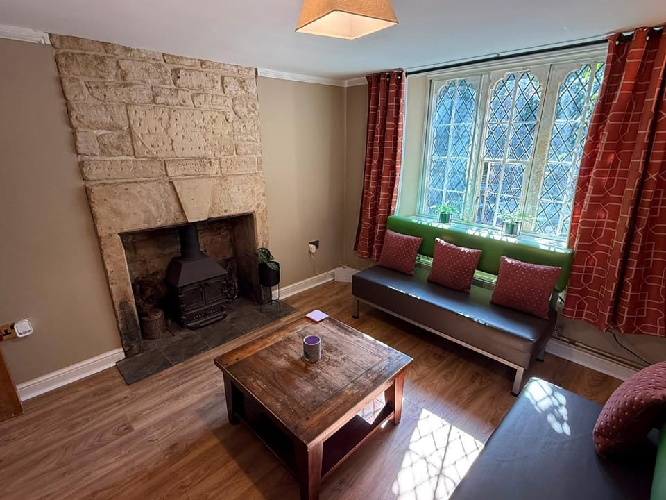 Trowbridge Lodge House in Trowbridge