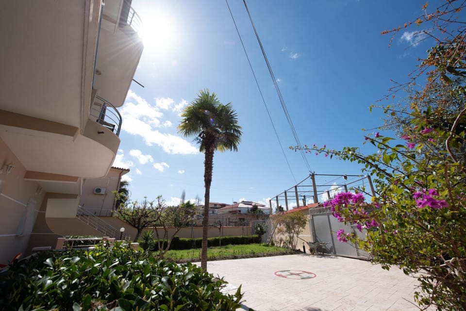 Spring, Day, Garden, Garden view