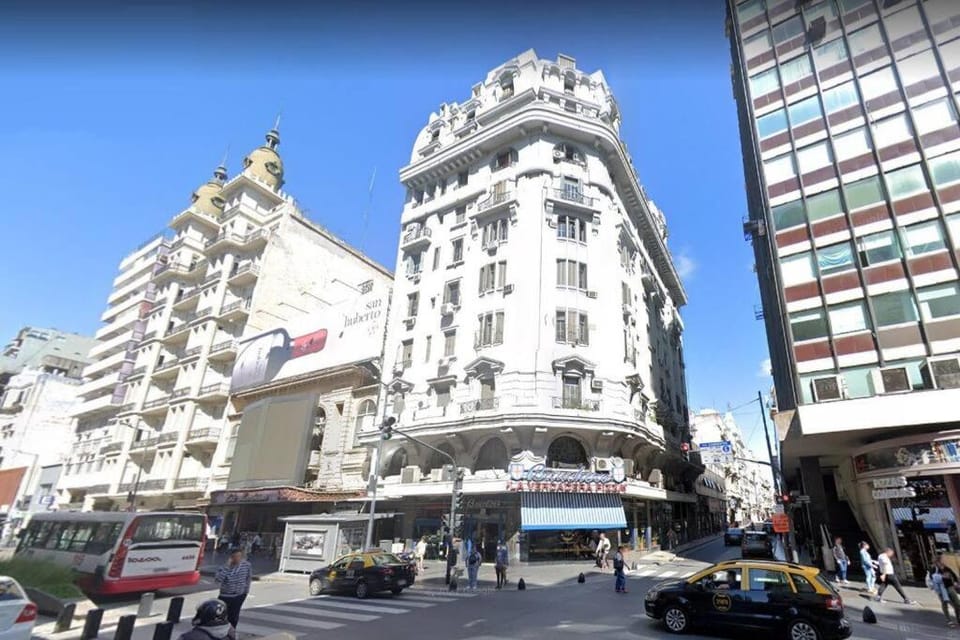 Property building, Location