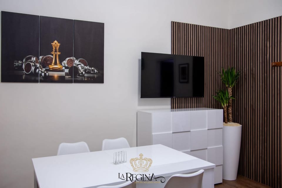 TV and multimedia, Dining area, Evening entertainment
