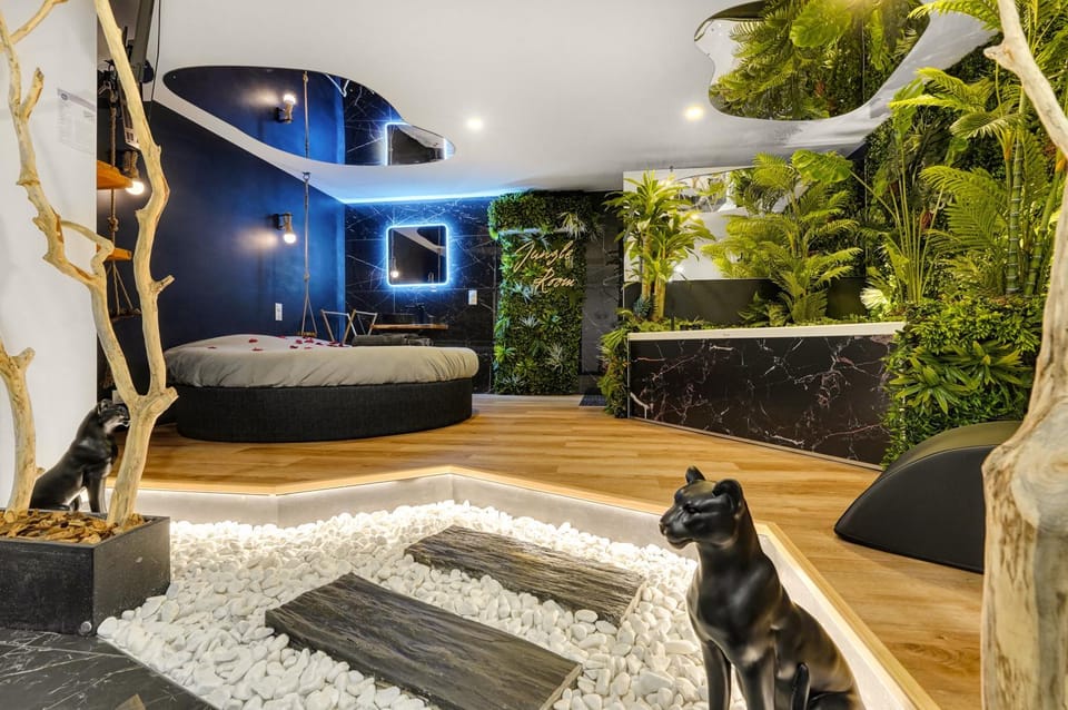 La Jungle Room Toulousaine Apartment in Toulouse