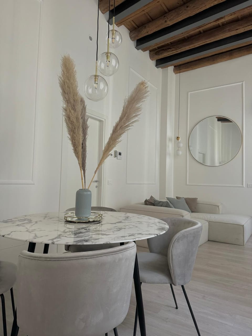 Seating area