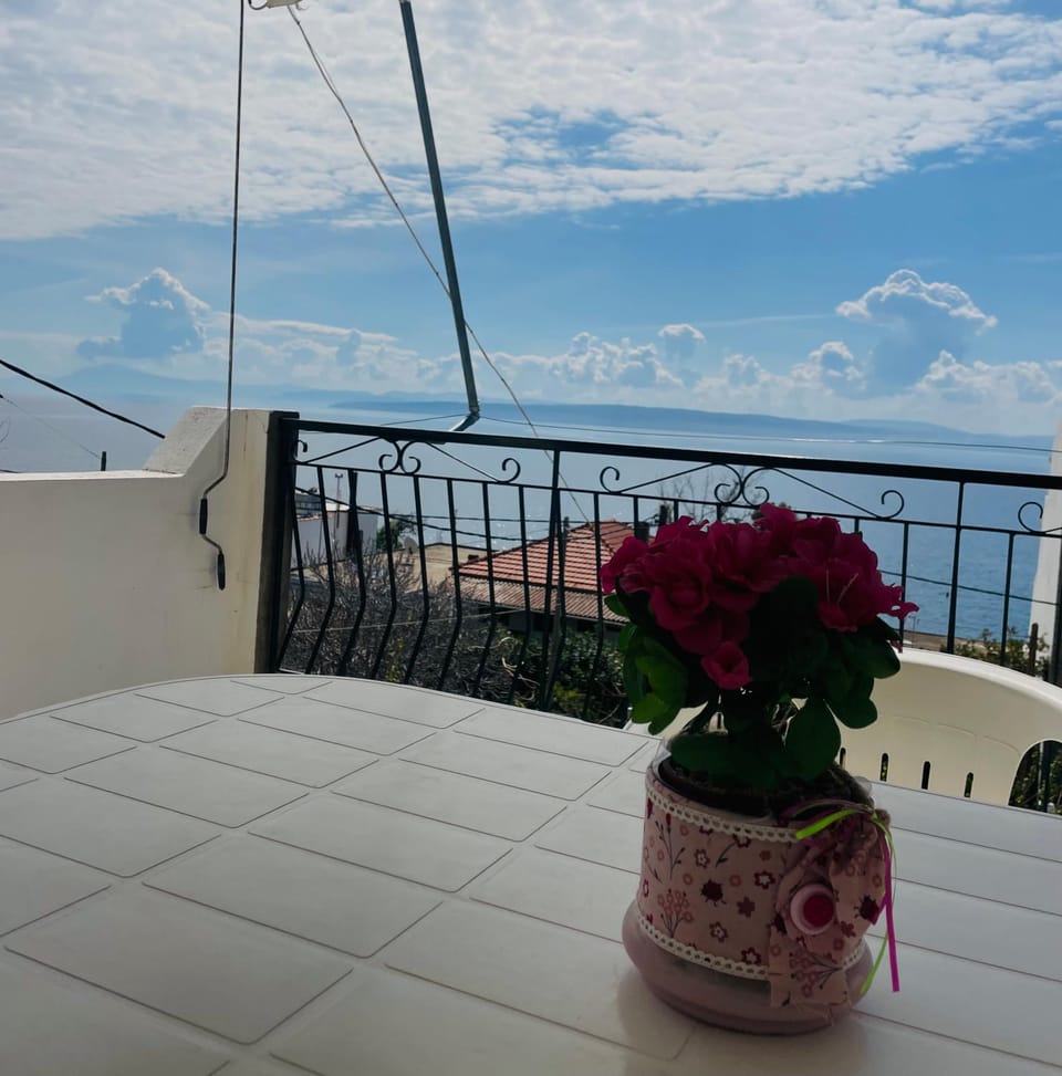 Day, Natural landscape, View (from property/room), Balcony/Terrace, Sea view