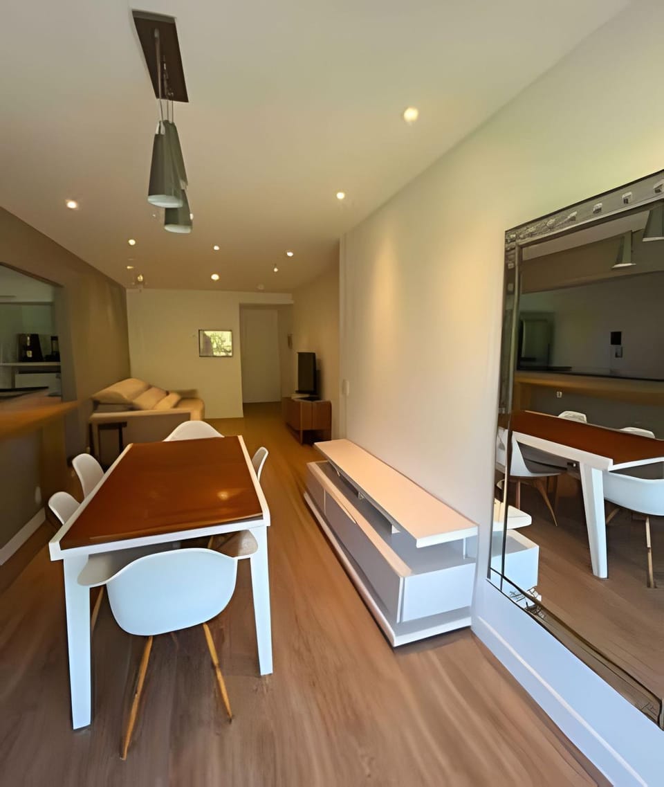 São Conrado 2 Quartos quadra praia e Shopping Apartment in Rio de Janeiro