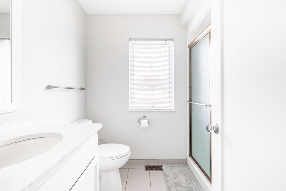 Toilet, Bathroom, Bath