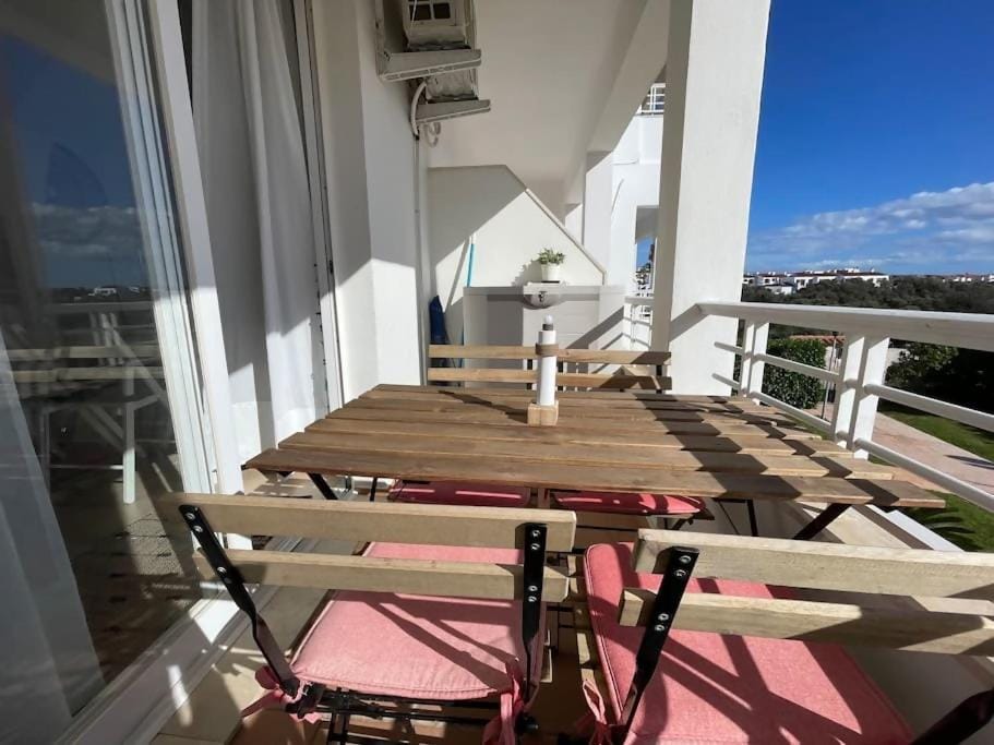 ALGAIARENS -Apartamento con piscina junto la playa Apartment in Cala en Blanes
