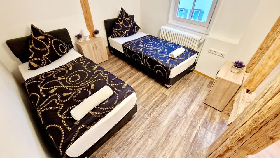 Zur Schönen Lau- Monteurzimmer Hotel in Blaubeuren