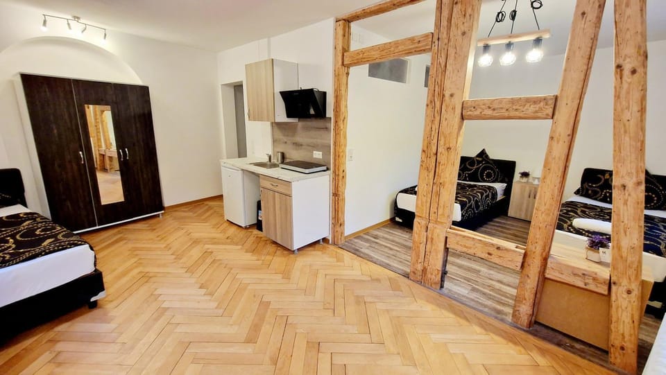 Zur Schönen Lau- Monteurzimmer Hotel in Blaubeuren