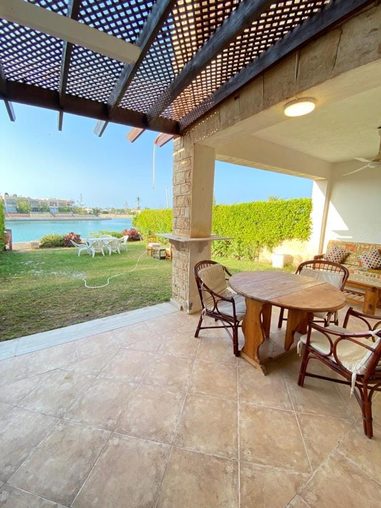 فيلا أول صف على البحيرة مارينا 5ج2 Villa in Egypt