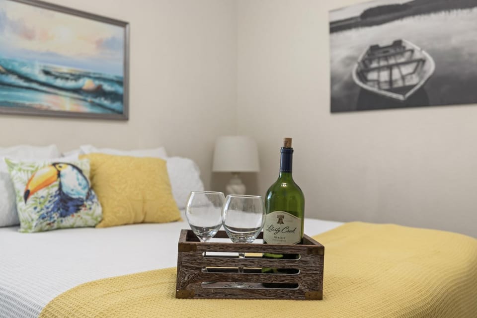 Coronado Get-AWAY at Fantasy Circle Apartment in South Padre Island
