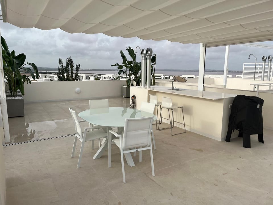 BBQ facilities, View (from property/room), Balcony/Terrace