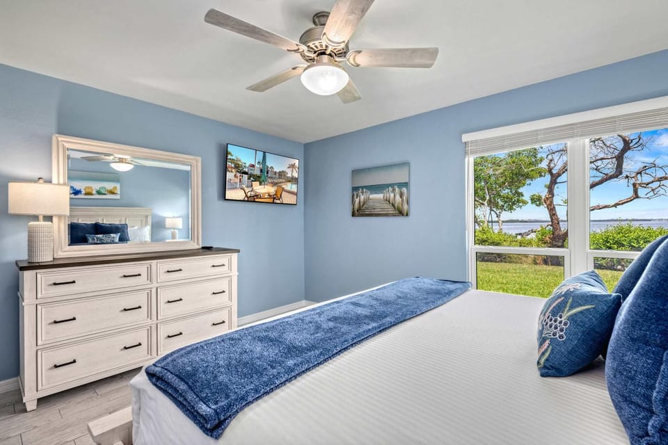 Dans Florida Condos Dolphin Bay at Runaway Bay House in Bradenton Beach