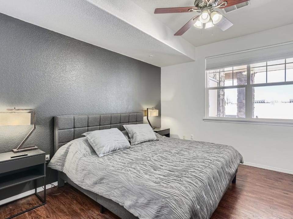 1BR Condo near Dove Valley Apartment in Aurora