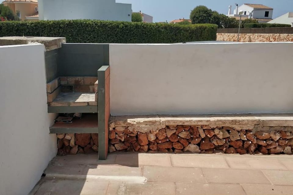 Patio, BBQ facilities