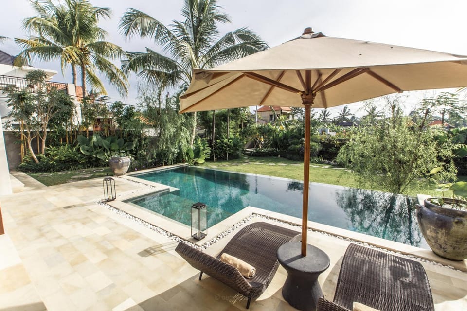 Patio, Garden, Garden view, Swimming pool, Swimming pool