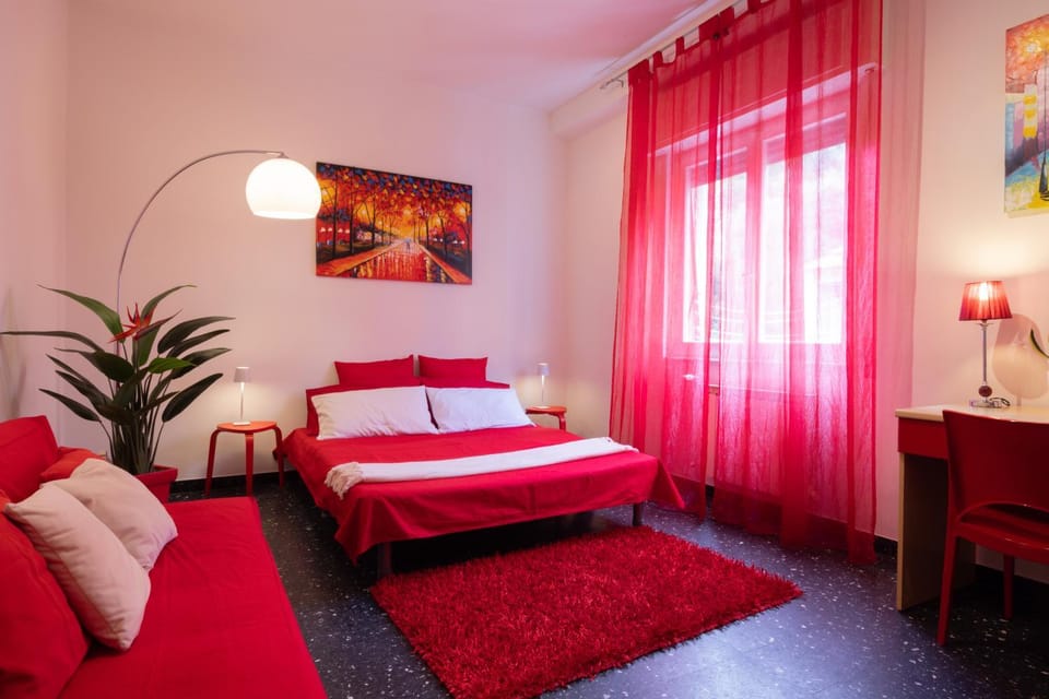 Bed, Living room