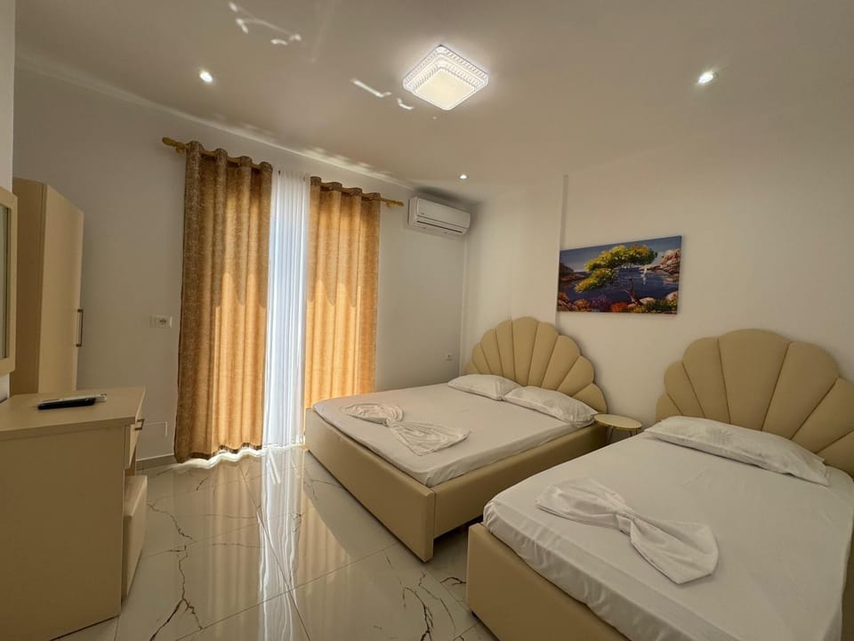 Vila Hergi Apartment in Ksamil