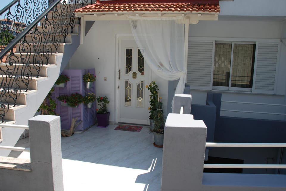 Theodora Apartment in Sporades, Greece
