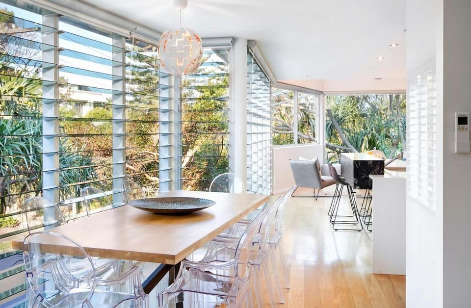 The Boat House Luxury Beachside with Heated pool House in Noosa Heads
