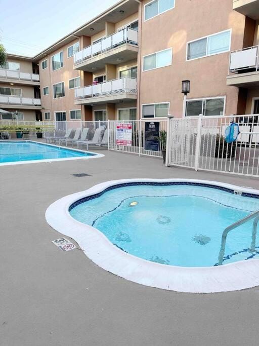 Spacious South Bay Condo Apartment in Torrance
