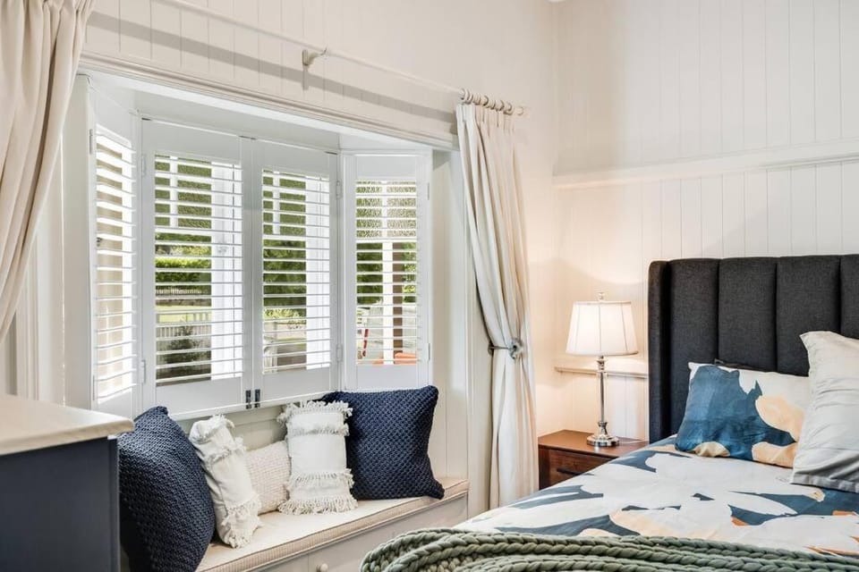 Historic Charm & Elegance, Near Grammar! House in Toowoomba