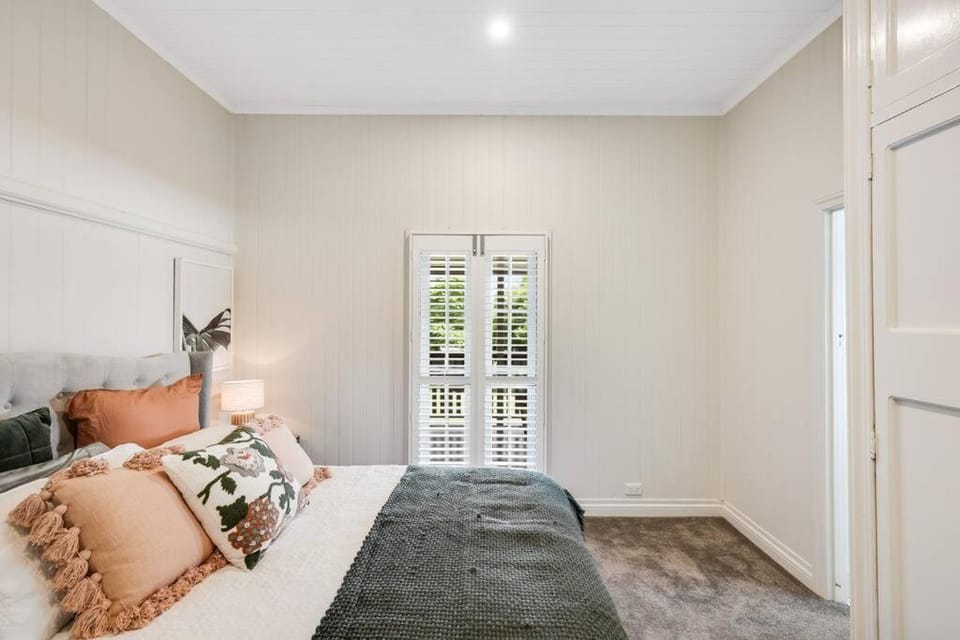 Historic Charm & Elegance, Near Grammar! House in Toowoomba